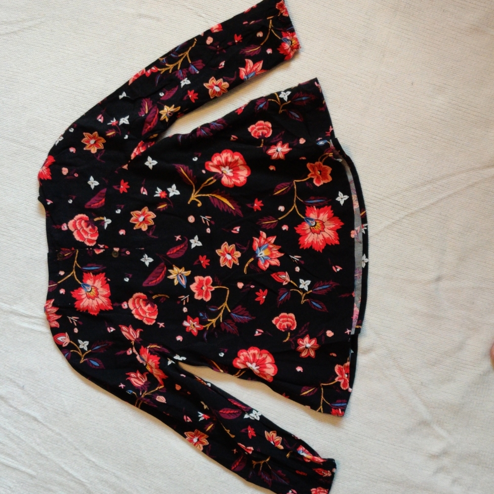 Girls clothes - Picture 4 of 4
